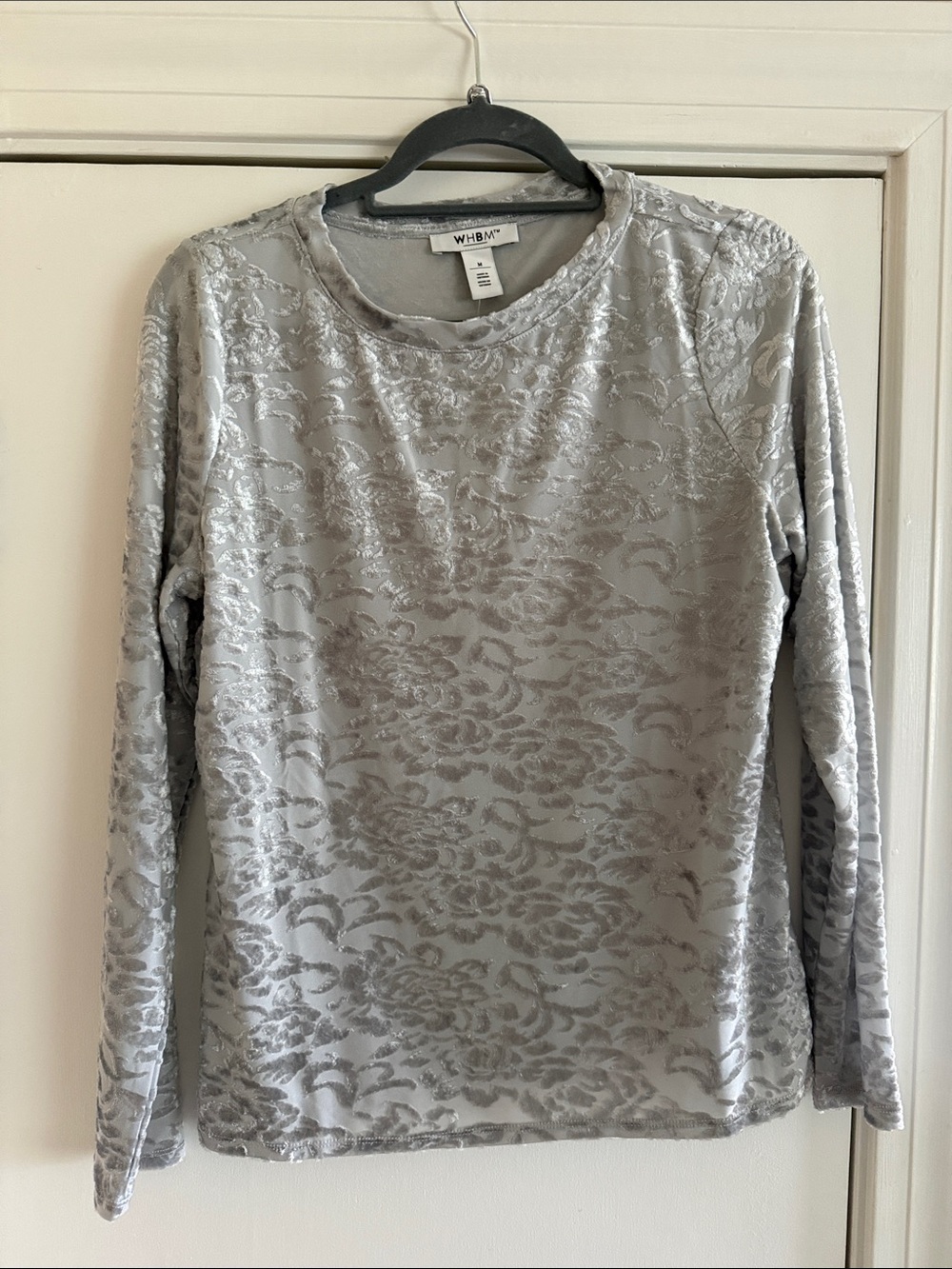 White House Black Market Silver Floral Velvet Burnout Long Sleeve Tee. Brand new